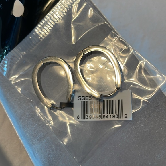 Inox Jewelry - earrings - new in package - Picture 3 of 5